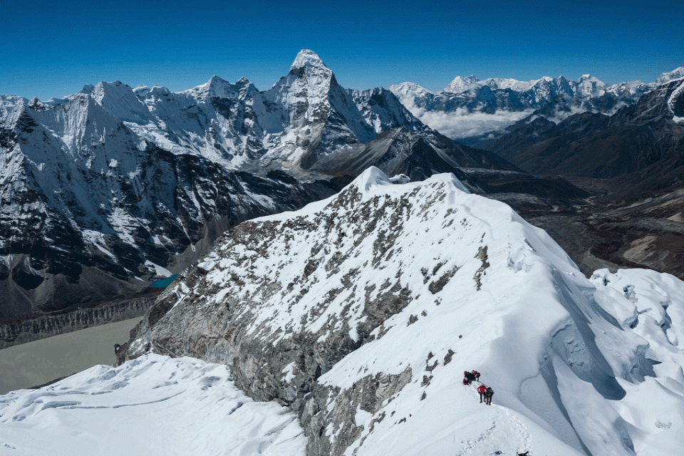 Imja Tse (Island Peak) Expedition